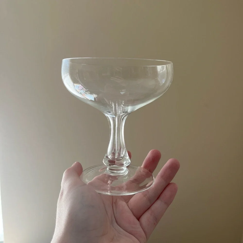 2 Glass Coupes